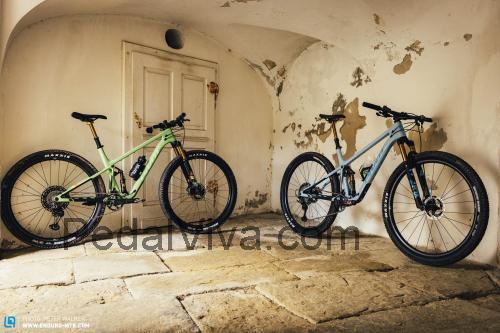 Pivot Cycles Mach 4 ficha tecnica 